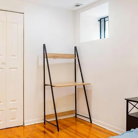 Cozy 2Br/2Ba Near Downtown-Chi-3