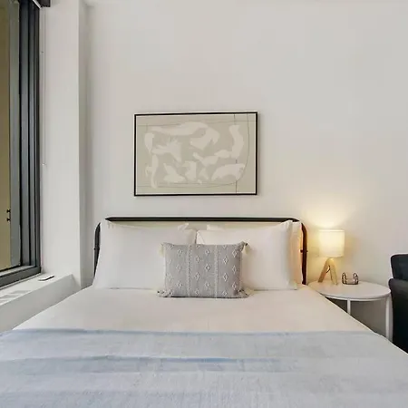 Comfortable & Convenient Studio Apt In Chicago - Chestnut 23D-3