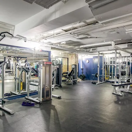 River N Studio W Gym Pool Nr L Stop Chi-366-2