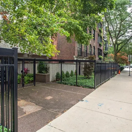 Gold Coast Studio Nr The L Oak St Beach Chi-260-2