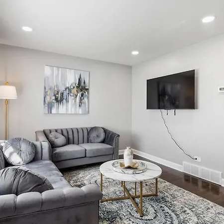 5 Min From Midway Int'L Airport!-3