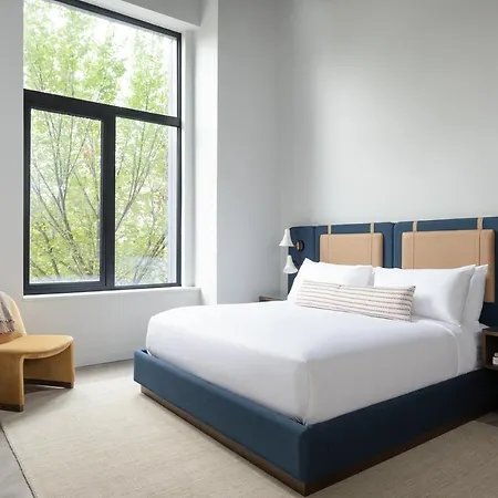 The Neighborhood Hotel - Little Italy Studio-3