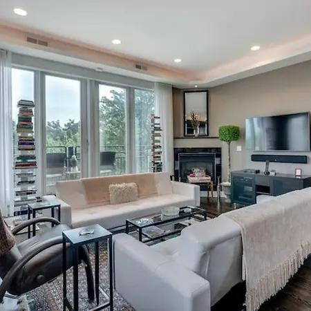 Upscale Penthouse Private Balcony-3