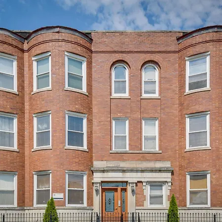 6 Mi To Dtwn Pet-Friendly Chicago Condo-2