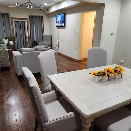 Relaxing Entire Roseland Neighborhood Apartment Unit-3