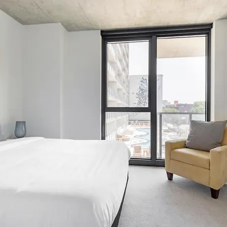 2Br Chic New Apartment With Rooftop Pool & Gym-2