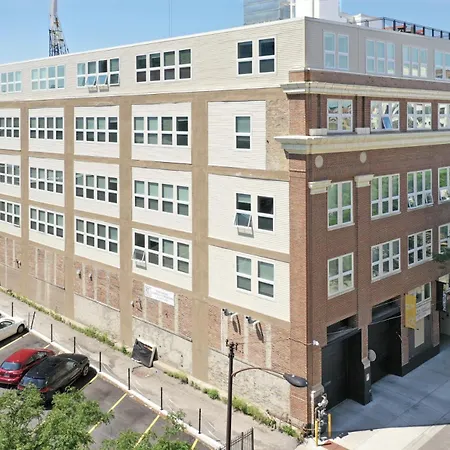 Chic South Loop 2Br Apartment With Gym And Optional Parking Near Grant Park, Mccormick Place, Museum Campus & Downtown-3