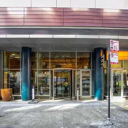 Loop Studio W Pool Gym Nr Theatre District Chi-272-2