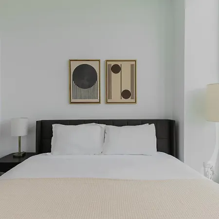 W Loop 2Br W Gym Pool In Heart Of Greektown Chi-540-3