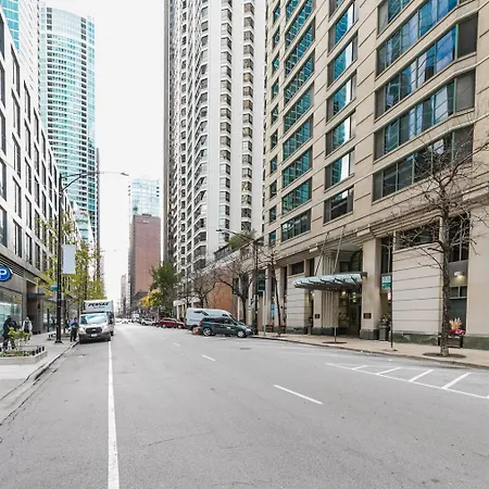 Streeterville Studio W Pool Gym Nr Navy Pier Chi-786-2