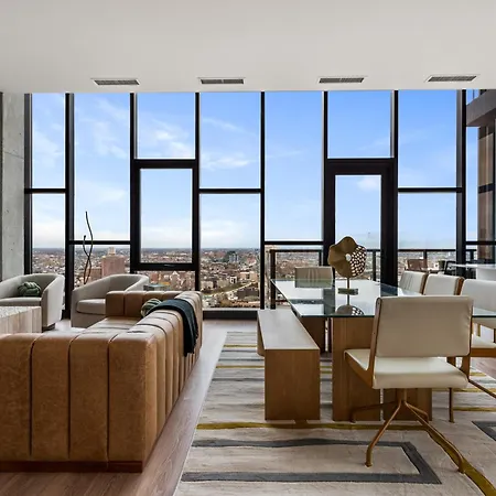 Avenir West Loop Penthouses With Iconic City Views-3