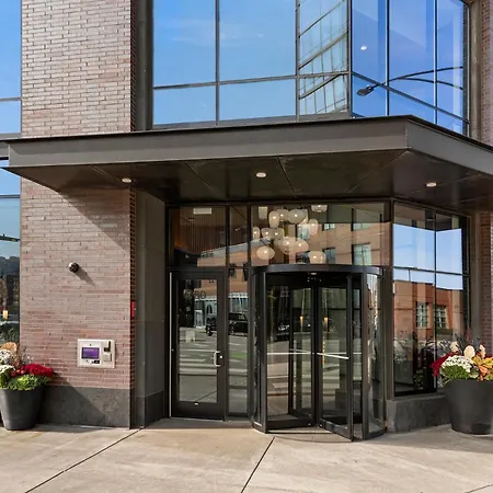 Avenir West Loop Penthouses With Iconic City Views-2