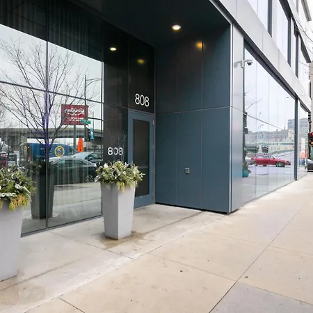 W Loop 1Br W Gym Pool In Heart Of Greektown Chi-535-2
