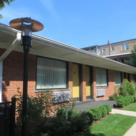 Carleton Of Oak Park-3