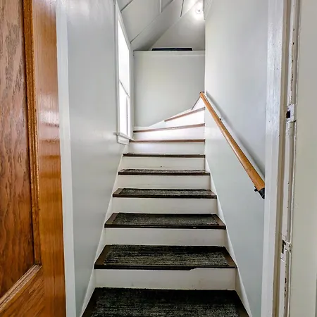 The Avondale Attic-2