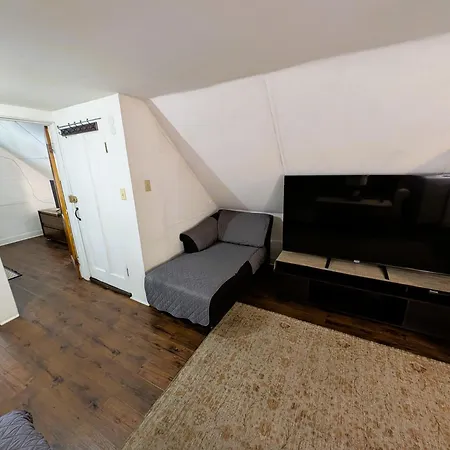 The Avondale Attic-3
