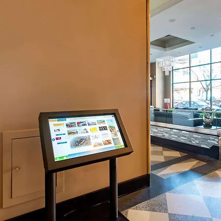 Travelodge By Wyndham Downtown Chicago-2