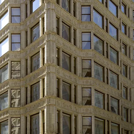 Staypineapple, An Iconic Hotel, The Loop-3