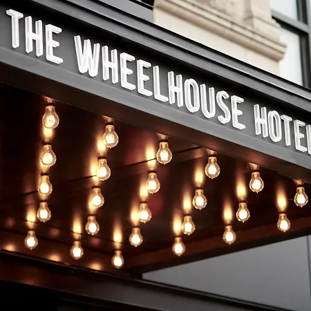 The Chicago Hotel Collection Wrigleyville-2