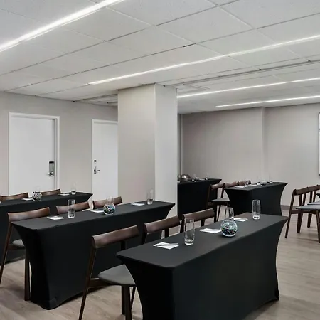 Fairfield Inn And Suites Chicago Downtown/ Magnificent Mile-2