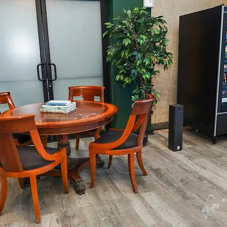 Family Friendly 2Br South Loop Suite With Optional Parking And Gym Access Sleeps Up To 8 Near Mccormick Place And Soldier Field-3