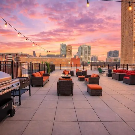 Chicago 2Br Suite Perfect For Convention And Business Trips Near Mccormick Place, Arena, Soldier Field And Grant Park-3