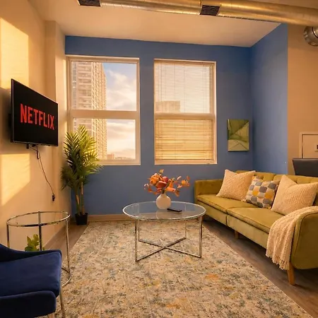 Modern 2Br In South Loop Near Soldier Field, Grant Park, Downtown, & Lakefront Trail-2