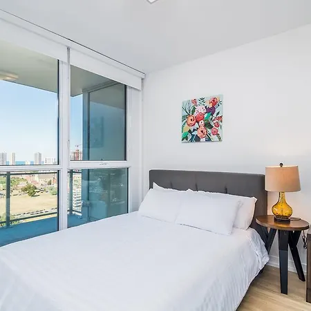 Apartment In River North Downtown Chicago-2