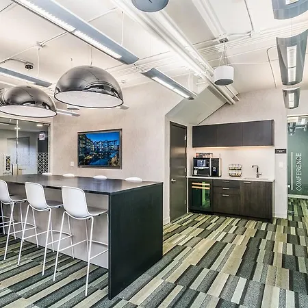 Apartment In River North Downtown Chicago-3