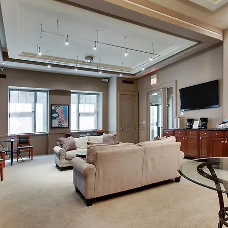 Dewitt Hotel And Suites-3