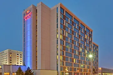 Crowne Plaza Hotel Chicago Ohare Hotel & Conf Ctr-3