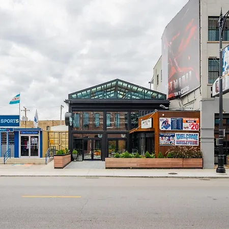 2Br Apartment In Lively Neighborhood Of Wrigley Field - Grace 1-2