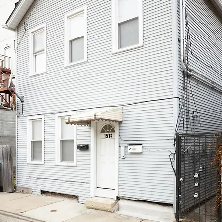 Frontdesk Updated 1Br Apt In River West-2
