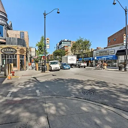 Best Studio Apt In Chicago Close To Boystown - Oakdale 204 Rep-3