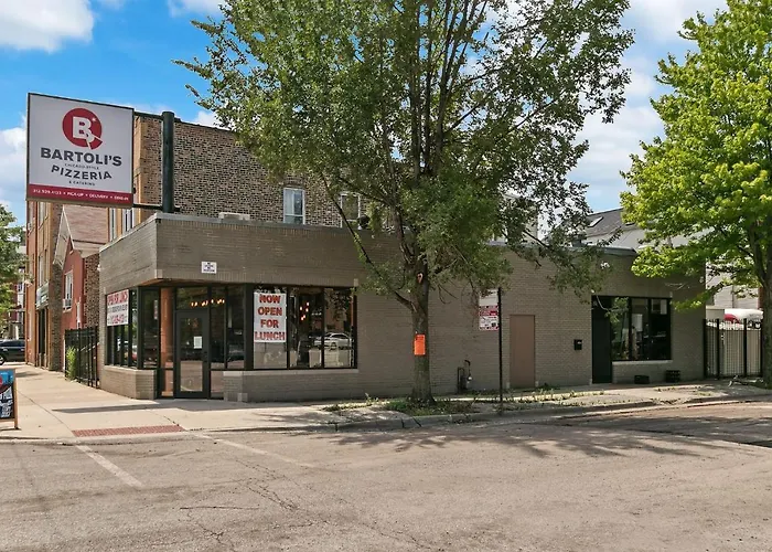 2Br Comfy And Stylish Apt In West Town - Erie 1R
