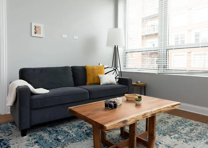 Modern River West 2Br With W&D By Zencity