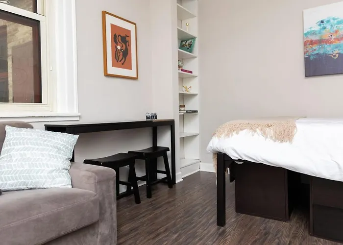 Pet friendly Classic Hp 1Br With Fast Transit To Uchicago & Dt By Zen Rentals