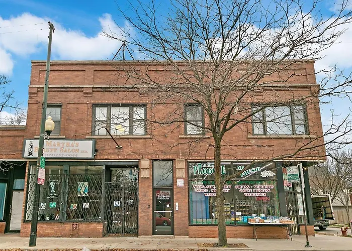 2Br Minimalist Apt In Logan Sq Near Train & Stores - Milwaukee 2 Chicago