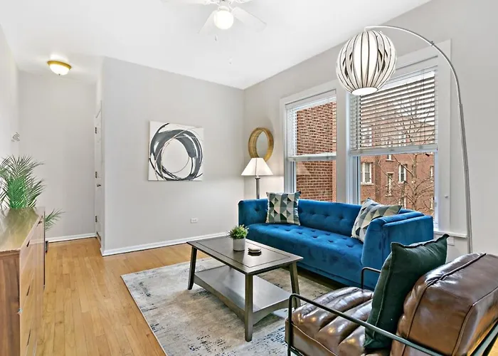 1Br Apartment In Rogers Park With King Bed - Lunt 2E Chicago