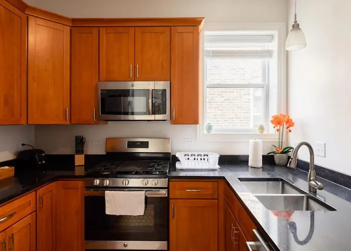 Updated Wicker Park 3Br With W&D By Zencity