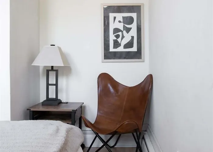 Boutique Steps To Bars, Lake, Eats With Easy Access By Zencity Chicago