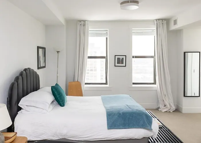 Frontdesk Debonair Studio Apt With City View Chicago che accetta animali
