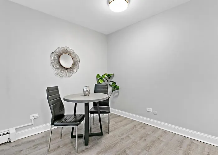 Convenient Location & Cozy Studio Apartment - Oakdale Rep