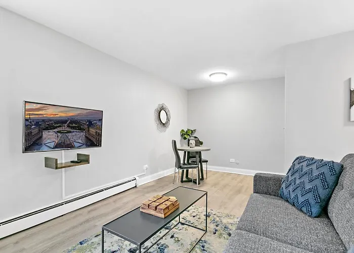 Convenient Location & Cozy Studio Apartment - Oakdale Rep