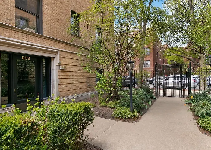 Inviting 1-Bedroom Apt With Wi-Fi - Oakdale Sg Chicago