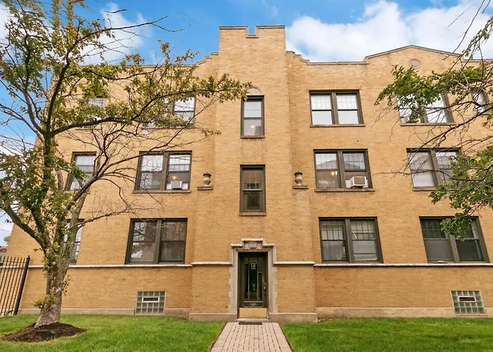 Well-Furnished 1Br Apt In Popular Spot - Belmont J3 Chicago