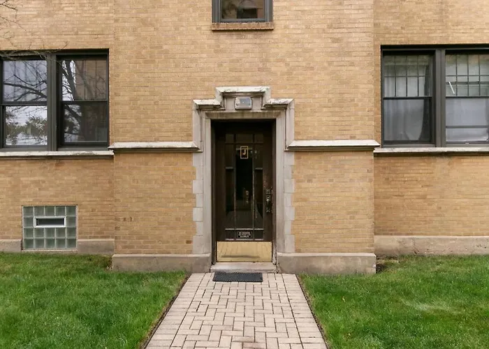 Well-Furnished 1Br Apt In Popular Spot - Belmont J3 Chicago