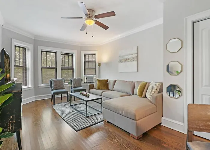 Boutique Quiet Spacious 2Br Apt Walk To Train, Near Shops - Wolcott 3 Chicago