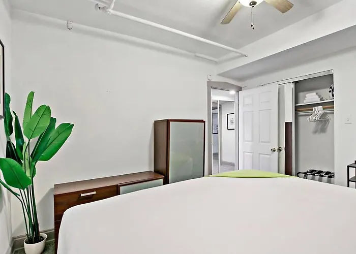 Front Garden 1Br Apt In Lakeview - Cornelia Gn Apartment Chicago