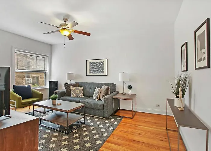 Appartement Remarkable 1Br Upgraded Apt In Lakeview - Cornelia 3E à Chicago